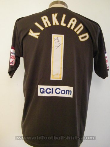 Sheffield Wednesday Goalkeeper football shirt 2011 - 2012