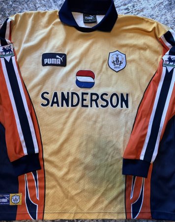 Sheffield Wednesday Goalkeeper football shirt 1997 - 1998