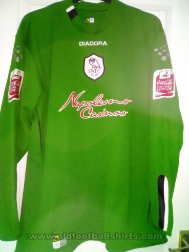 Sheffield Wednesday Goalkeeper football shirt 2003 - 2005