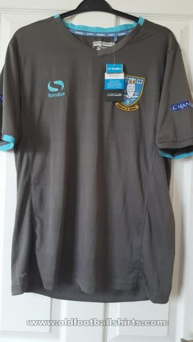 Sheffield Wednesday Training/Leisure football shirt 2016 - 2017