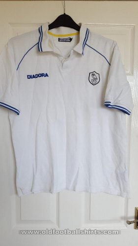 Sheffield Wednesday Training/Leisure football shirt 2001 - 2007