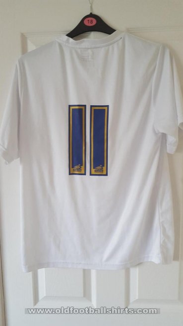 Sheffield Wednesday Training/Leisure football shirt 2015 - 2016