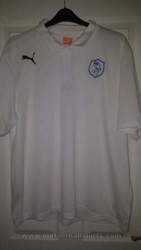 Sheffield Wednesday Training/Leisure football shirt 2011 - 2012