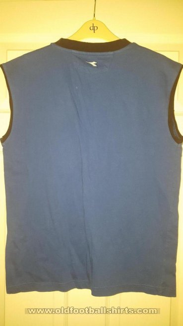 Sheffield Wednesday Training/Leisure football shirt 2001 - 2003