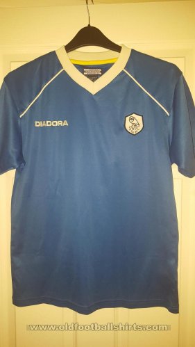 Sheffield Wednesday Training/Leisure football shirt 2001 - 2007