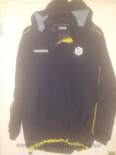 Sheffield Wednesday Training/Leisure football shirt 2001 - 2007