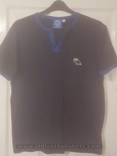 Sheffield Wednesday Training/Leisure football shirt (unknown year)