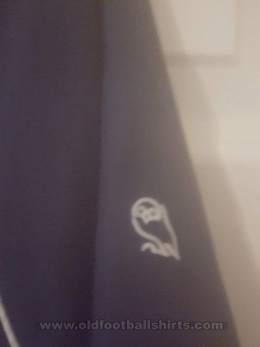 Sheffield Wednesday Training/Leisure football shirt (unknown year)