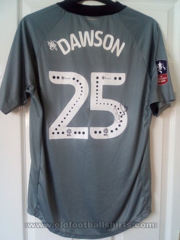 Sheffield Wednesday Goalkeeper football shirt 2018 - 2019
