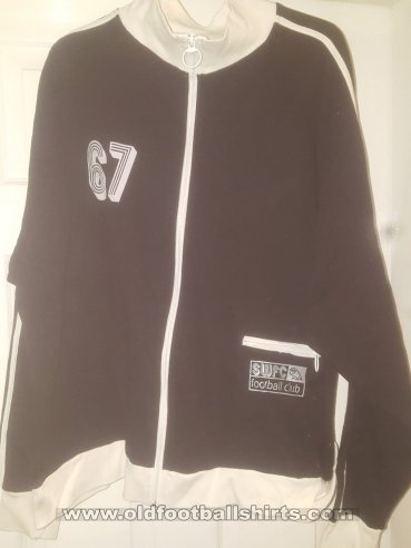 Sheffield Wednesday Training/Leisure football shirt (unknown year)