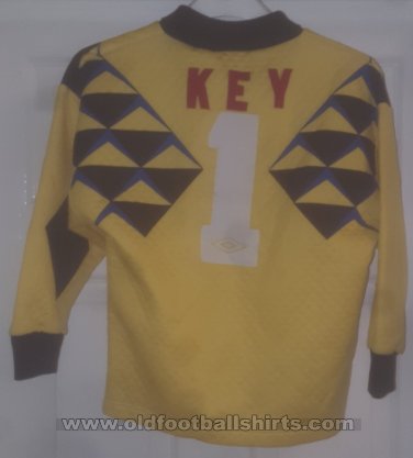 Sheffield Wednesday Goalkeeper football shirt 1991 - 1992