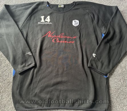 Sheffield Wednesday Training/Leisure football shirt 2003 - 2004