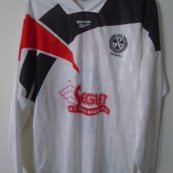 Away football shirt (unknown year)