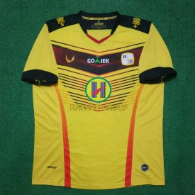 Barito Putera Home camisa de futebol 2017 - 2018 sponsored by Hasnur Group