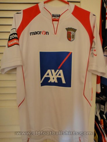 Braga Away football shirt 2010 - 2011