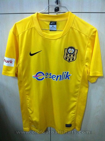 Yeni Malatyaspor Away football shirt 2012 - 2013