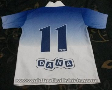 San Martín de Burzaco Home football shirt 2005