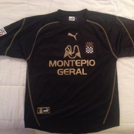 Boavista Home Maillot de foot 2002 - 2003 sponsored by Montepio Geral