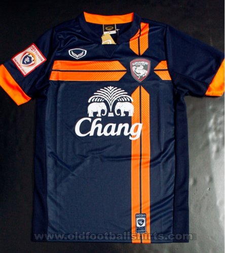 Suphanburi F.C. Home football shirt 2013