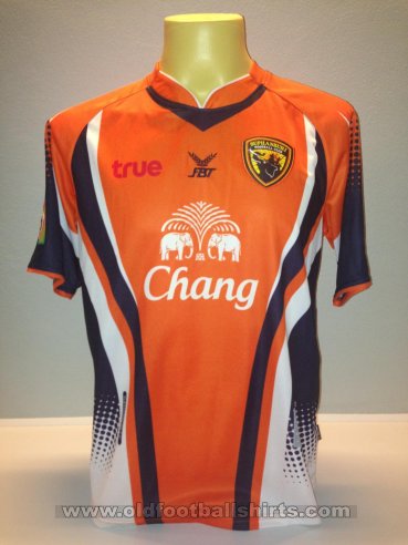 Suphanburi F.C. Home football shirt 2011 - ?