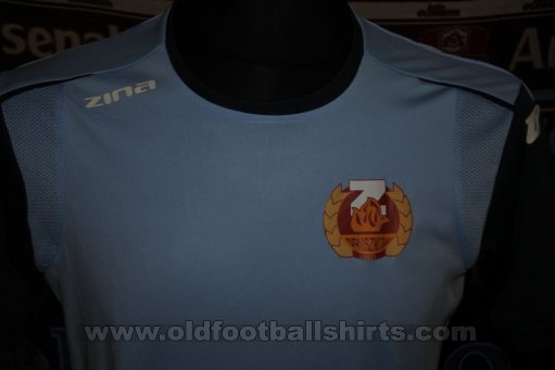 Znicz Pruszkow Away football shirt (unknown year)