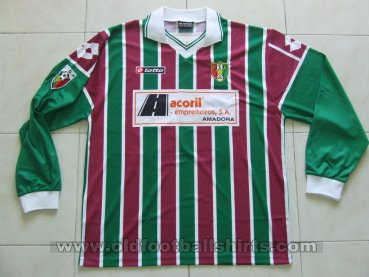 Estrela da Amadora Home football shirt 2003 - 2004