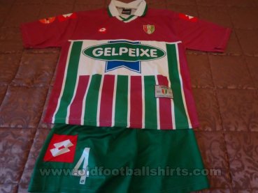 Estrela da Amadora Home football shirt 2003 - 2004
