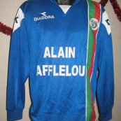 Home football shirt (unknown year)