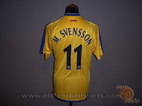 Southampton Third football shirt 2002 - 2004