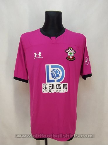 Southampton Goalkeeper football shirt 2019 - 2020