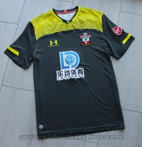 Southampton Away football shirt 2019 - 2021