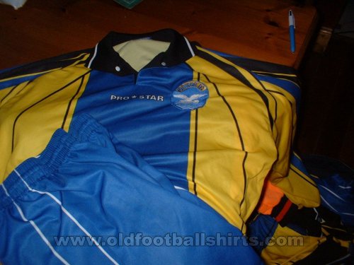 Bangor FC Home football shirt 2002 - 2004