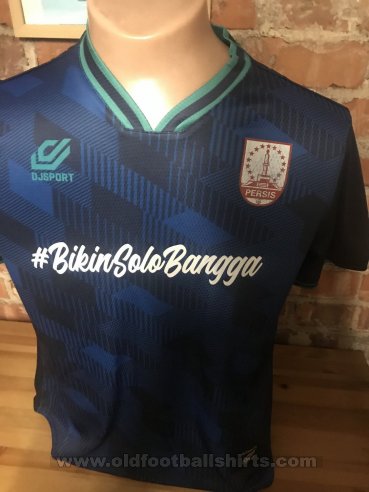 Persis Solo Home football shirt (unknown year)