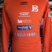 Away football shirt (unknown year)