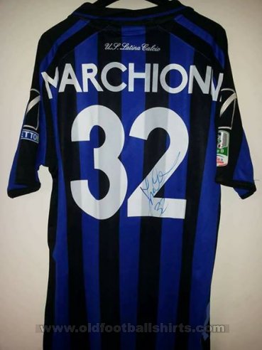 Latina Calcio Home football shirt 2015 - 2016
