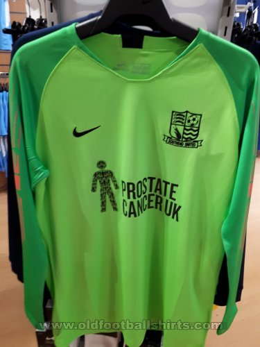 Southend United Goalkeeper football shirt 2018 - ?