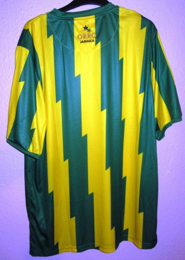 Jamaica Training/Leisure football shirt 2005