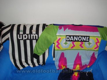 Juventus Goalkeeper football shirt 2007 - 2008