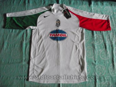 Juventus Goalkeeper football shirt 2005 - 2006