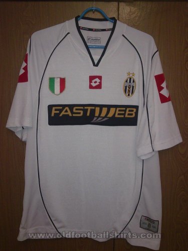 Juventus Away football shirt 2002 - 2003