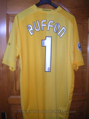 Juventus Goalkeeper football shirt 2006 - 2007