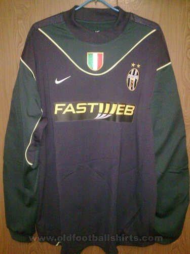 Juventus Goalkeeper football shirt 2003 - 2004