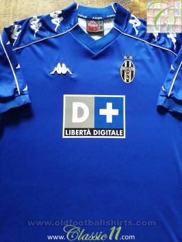 Juventus Third football shirt 1999 - 2000