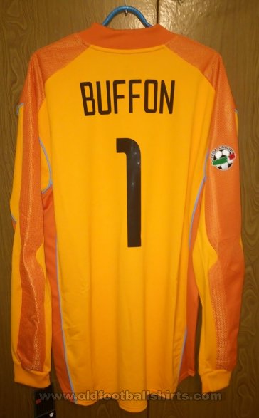 Juventus Goalkeeper football shirt 2003 - 2004