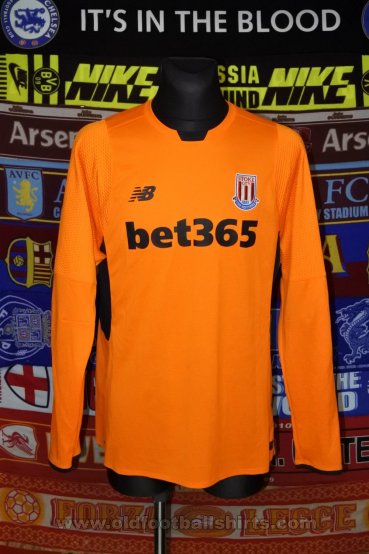 Stoke City Goalkeeper football shirt 2015