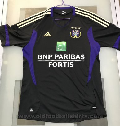 Anderlecht Goalkeeper football shirt 2011 - 2012