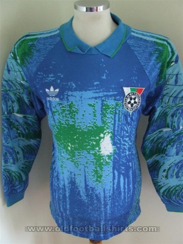Bulgaria Goalkeeper football shirt 1993