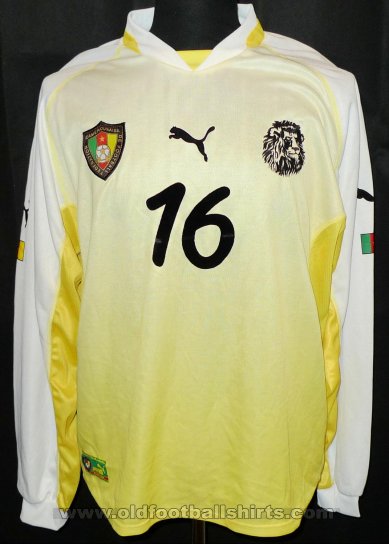 Cameroon Goalkeeper football shirt 2003 - 2004