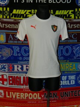 Cameroon Training/Leisure football shirt 2009 - 2011