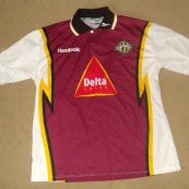 Home football shirt 2000 - 2001